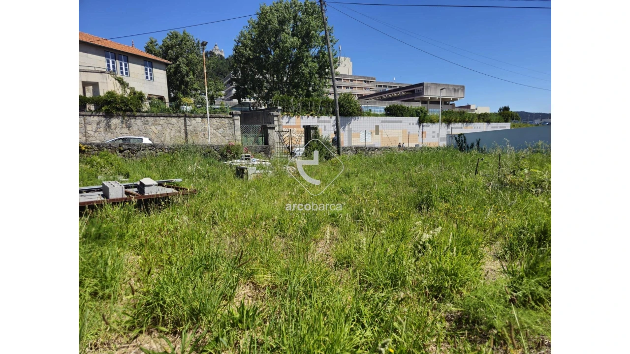 Terreno para Venda em Subportela, Deocriste e Portela Susã Foto 1