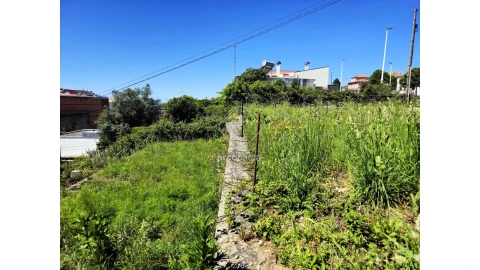 Terreno para Venda em Subportela, Deocriste e Portela Susã