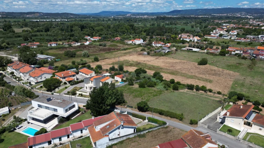 Terreno para Venda em Santo Antonio dos Olivais Foto 5