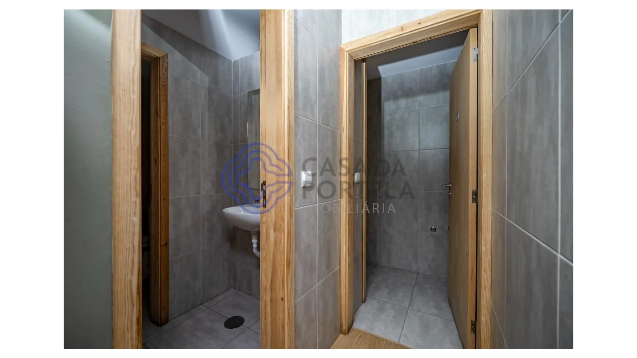 Negócio para Arrendamento em Aldoar, Foz do Douro e Nevogilde Foto 4