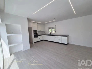 Moradia T4 para Venda em Santo Andre de Vagos