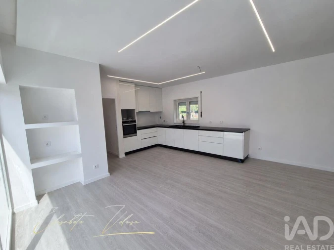 Moradia T4 para Venda em Santo Andre de Vagos Foto 4