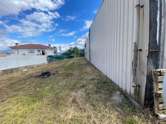 Armazém para Venda em Fermentões Foto 3