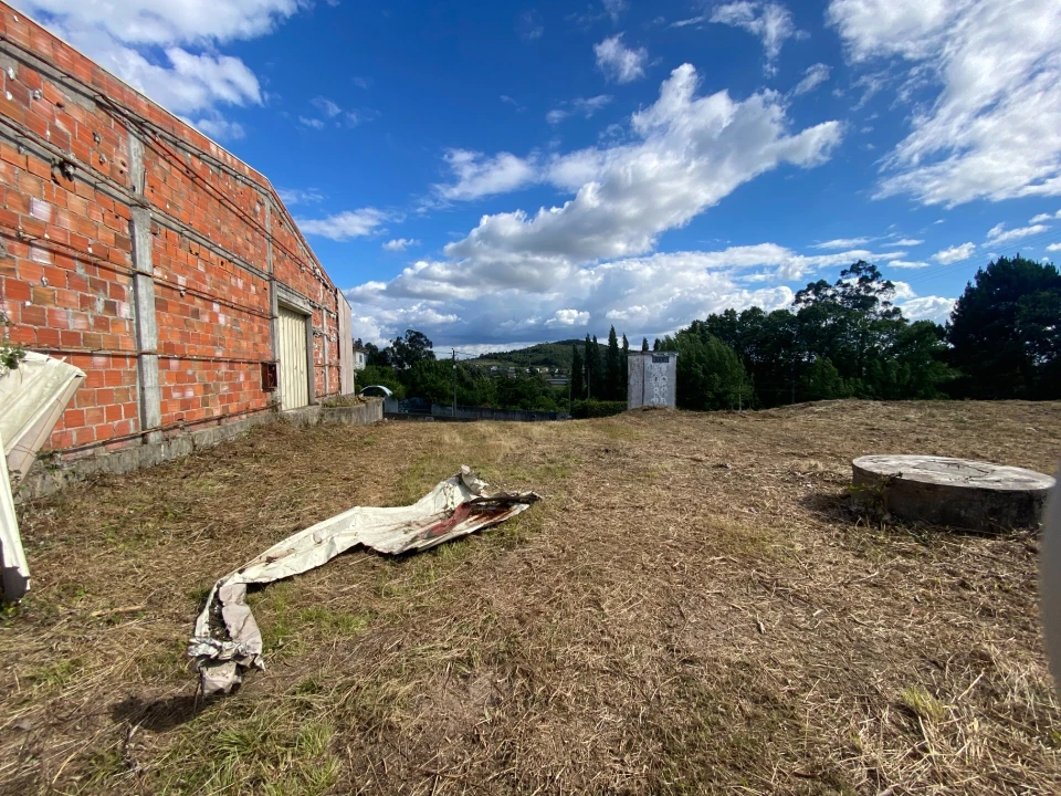 Armazém para Venda em Fermentões Foto 7