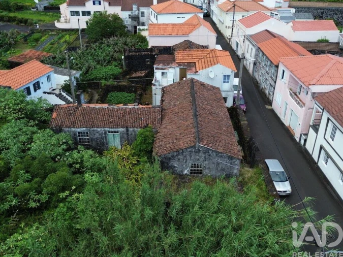 Moradia T3 para Venda em Ribeiras Foto 22