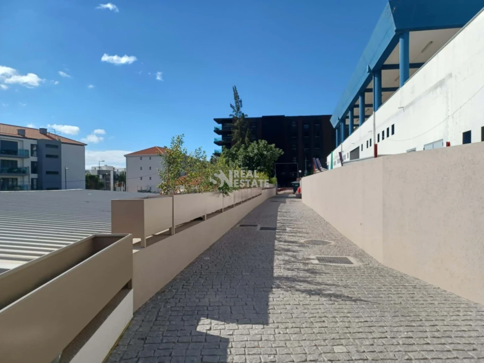 Apartamento T2 para Venda em São Martinho Foto 38