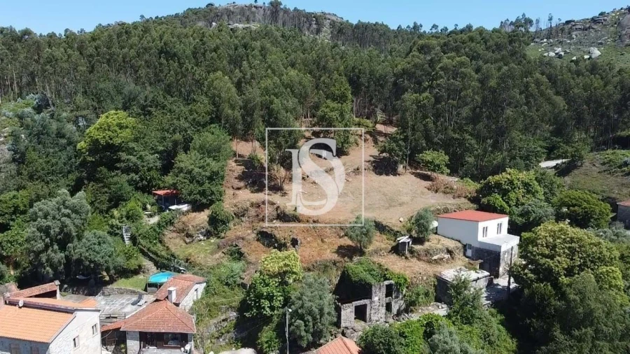 Terreno para Venda em Anissó e Soutelo Foto 22