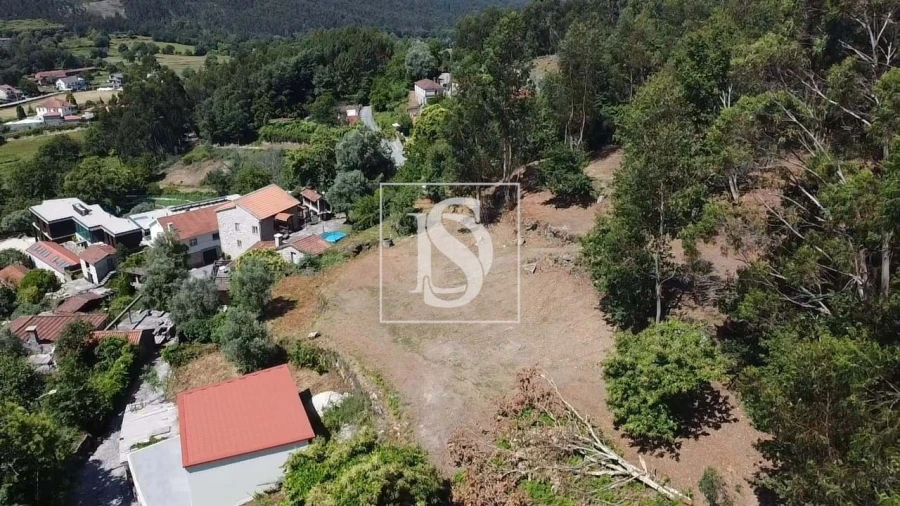 Terreno para Venda em Anissó e Soutelo Foto 30