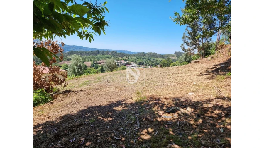 Terreno para Venda em Anissó e Soutelo Foto 17