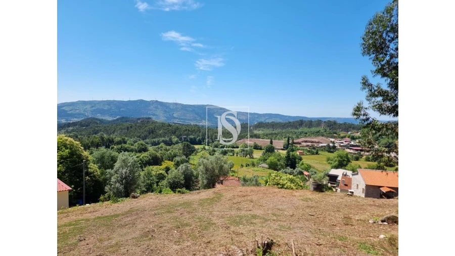 Terreno para Venda em Anissó e Soutelo Foto 4