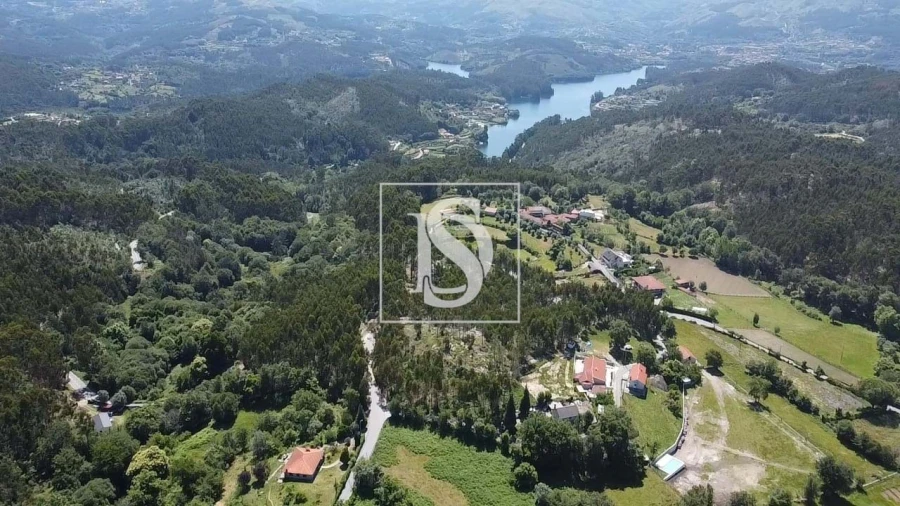 Terreno para Venda em Anissó e Soutelo Foto 26