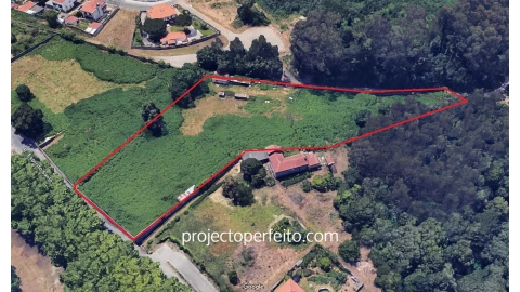 Terreno para Venda em Arcozelo