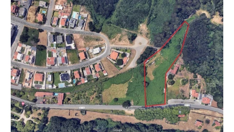 Terreno para Venda em Arcozelo
