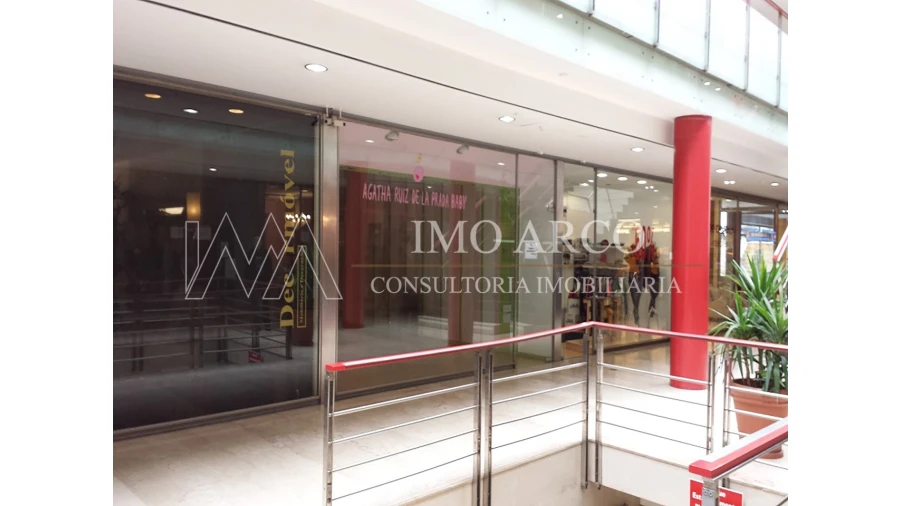 Loja para Venda em Oliveira, São Paio e São Sebastião Foto 2