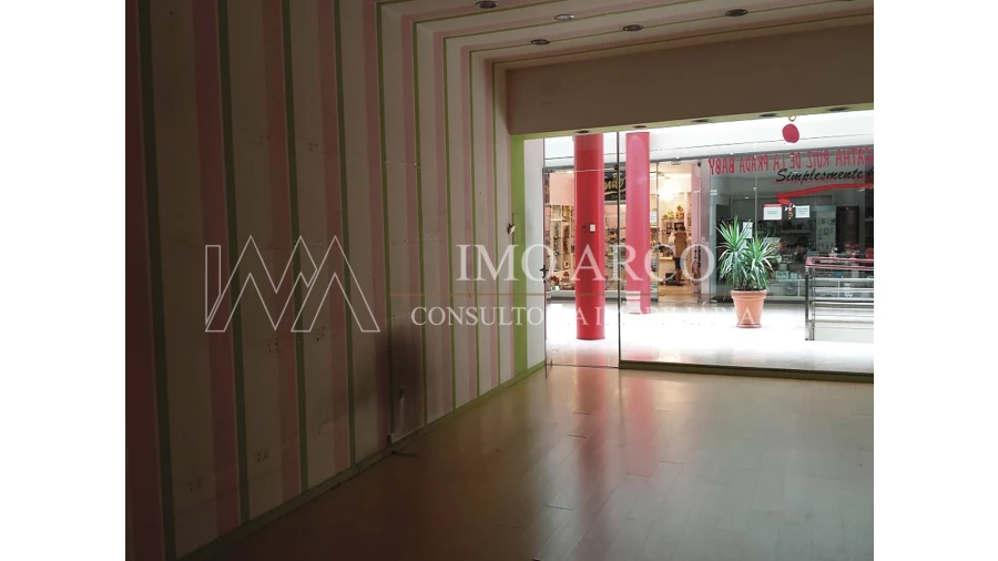 Loja para Venda em Oliveira, São Paio e São Sebastião Foto 5