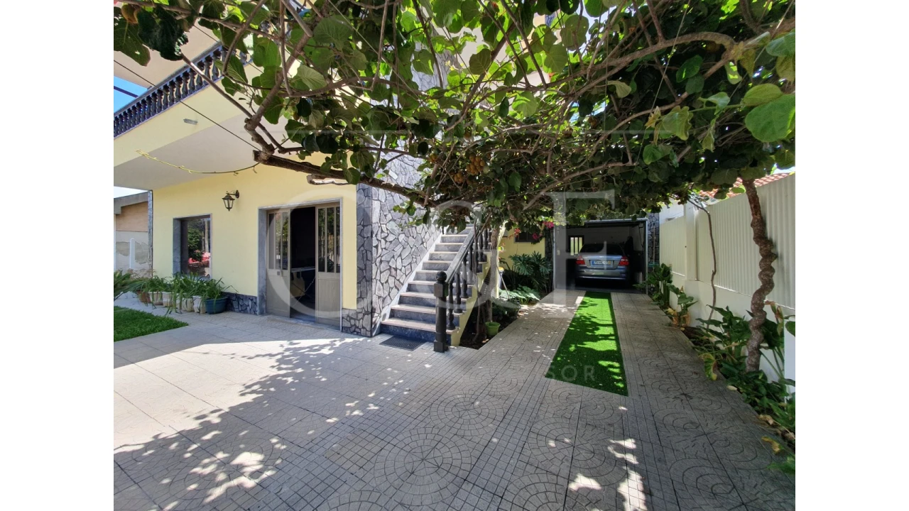 Moradia T3 para Venda em Amora Foto 33