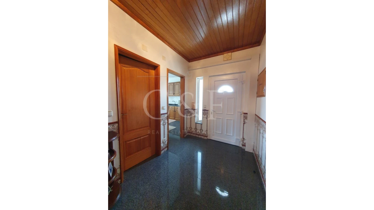 Moradia T3 para Venda em Amora Foto 17
