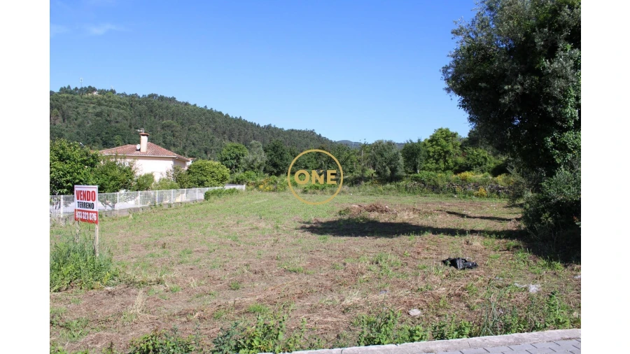 Terreno para Venda em Gême Foto 1