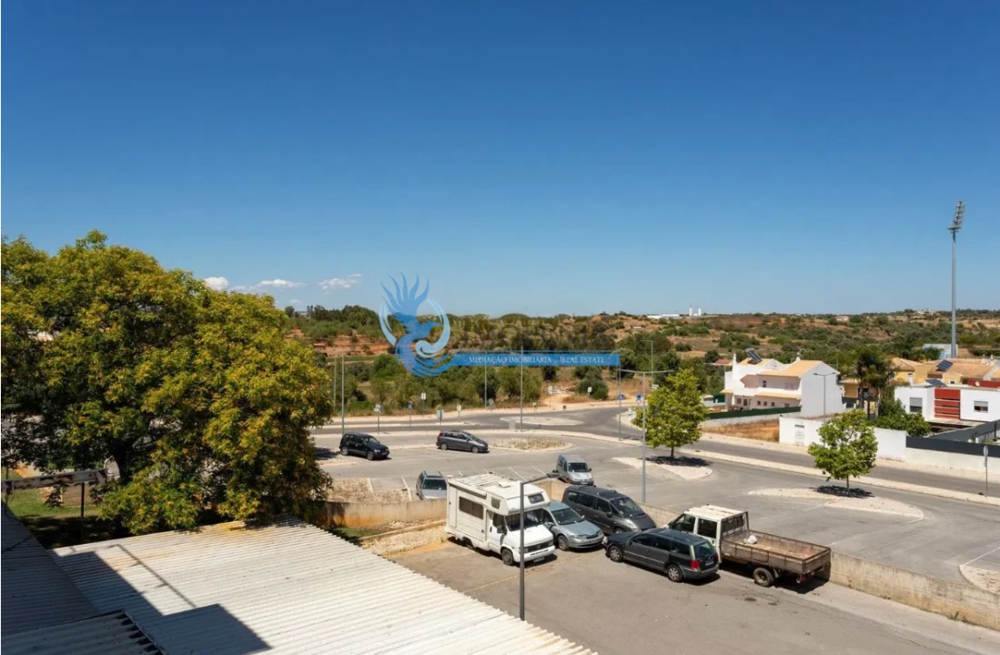 Apartamento T3 para Venda em Estômbar e Parchal Foto 8