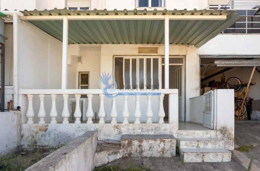 Apartamento T3 para Venda em Estômbar e Parchal Foto 31