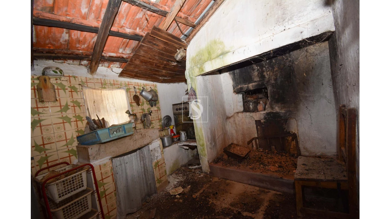 Moradia T2 para Venda em Seiça Foto 19