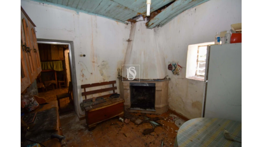 Moradia T2 para Venda em Seiça Foto 8