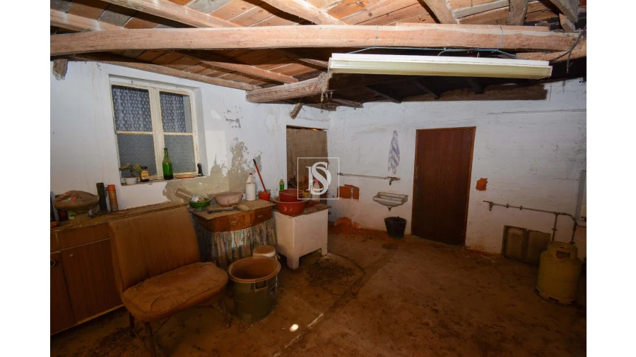 Moradia T2 para Venda em Seiça Foto 17