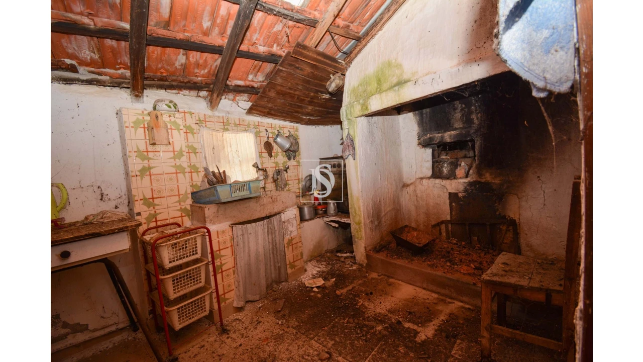 Moradia T2 para Venda em Seiça Foto 18