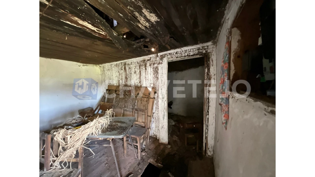 Moradia T2 para Venda em Arega Foto 6