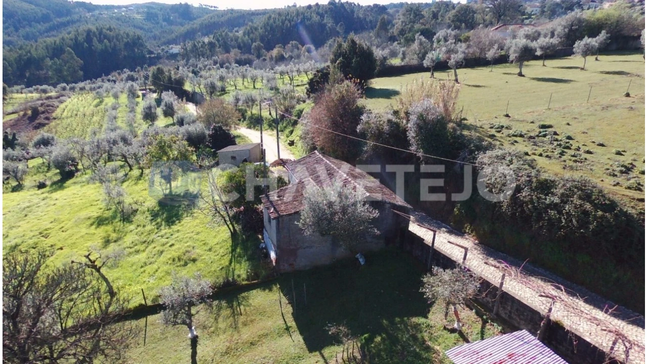 Moradia T2 para Venda em Arega Foto 18