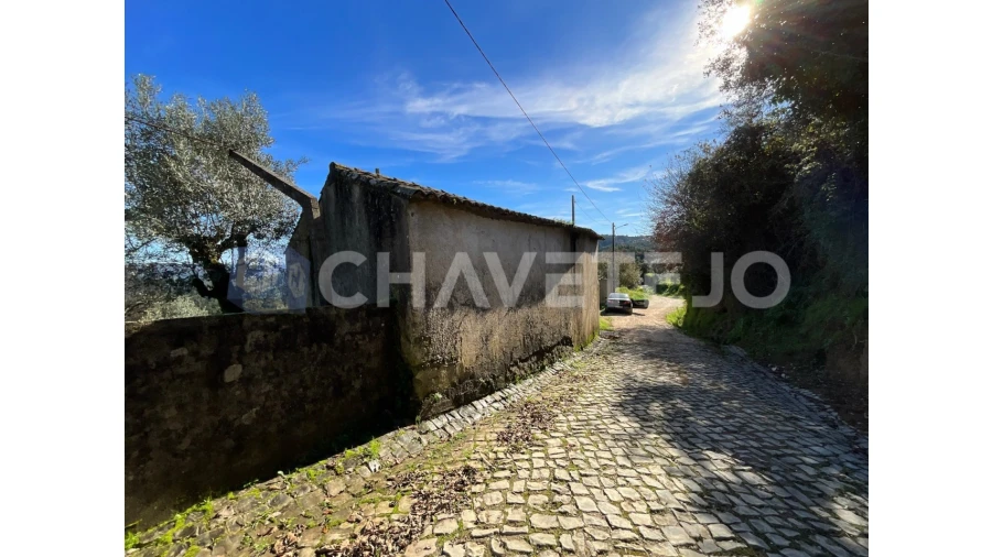 Moradia T2 para Venda em Arega Foto 13