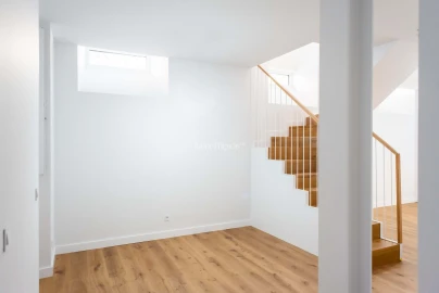 Apartamento T2 para Venda em Campo de Ourique