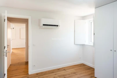 Apartamento T2 para Venda em Campo de Ourique