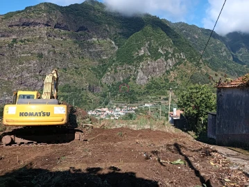 Moradia T4 para Venda em São Vicente