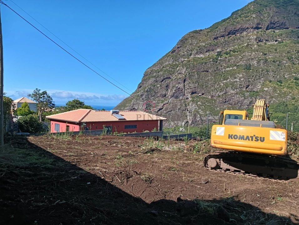 Moradia T4 para Venda em São Vicente Foto 16