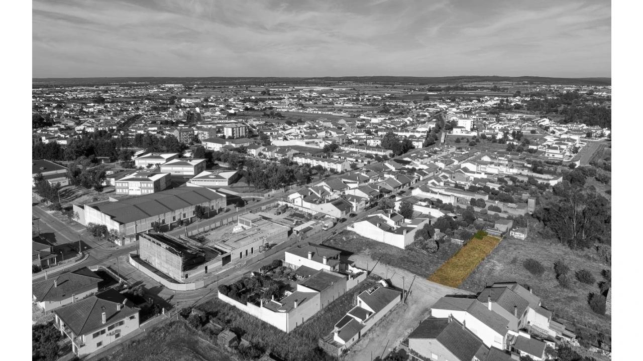 Terreno para Venda em Alpiarça Foto 1