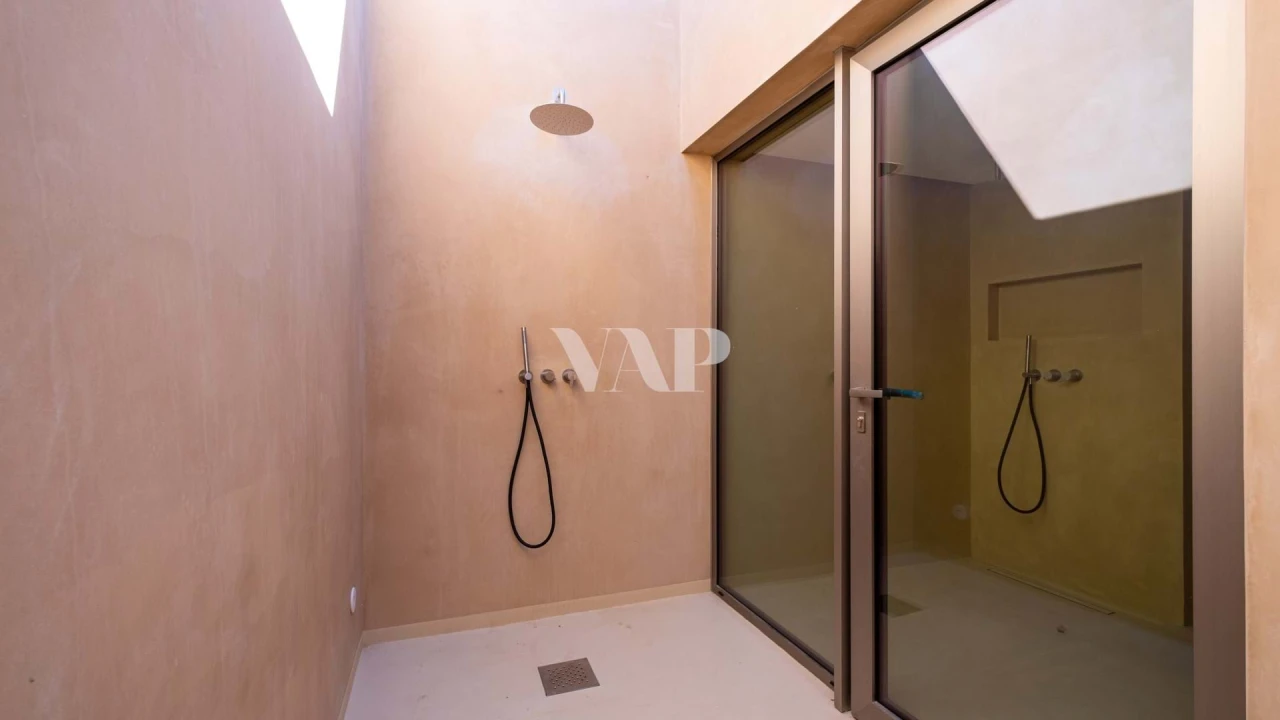 Moradia T4 para Venda em Quarteira Foto 22