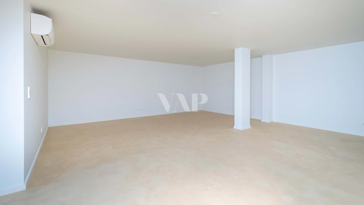 Moradia T4 para Venda em Quarteira Foto 30