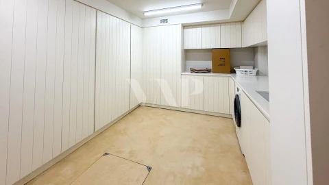 Moradia T4 para Venda em Quarteira