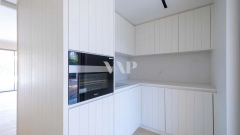 Moradia T4 para Venda em Quarteira