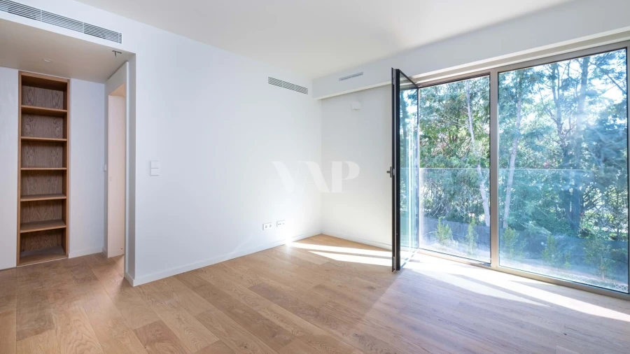 Moradia T4 para Venda em Quarteira Foto 5