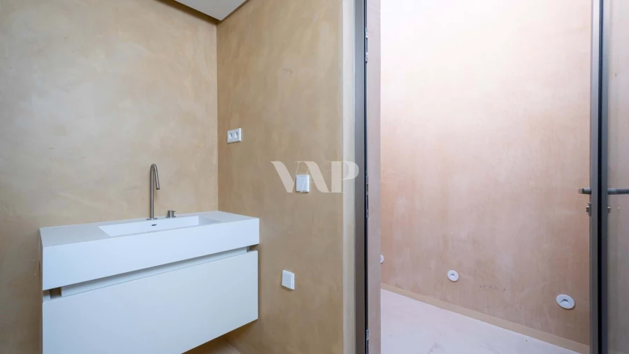 Moradia T4 para Venda em Quarteira Foto 26