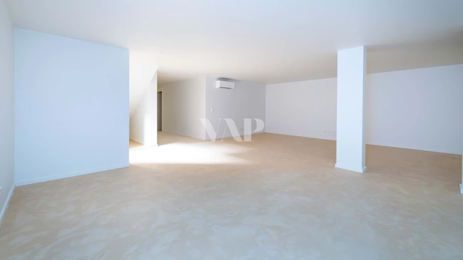 Moradia T4 para Venda em Quarteira Foto 28