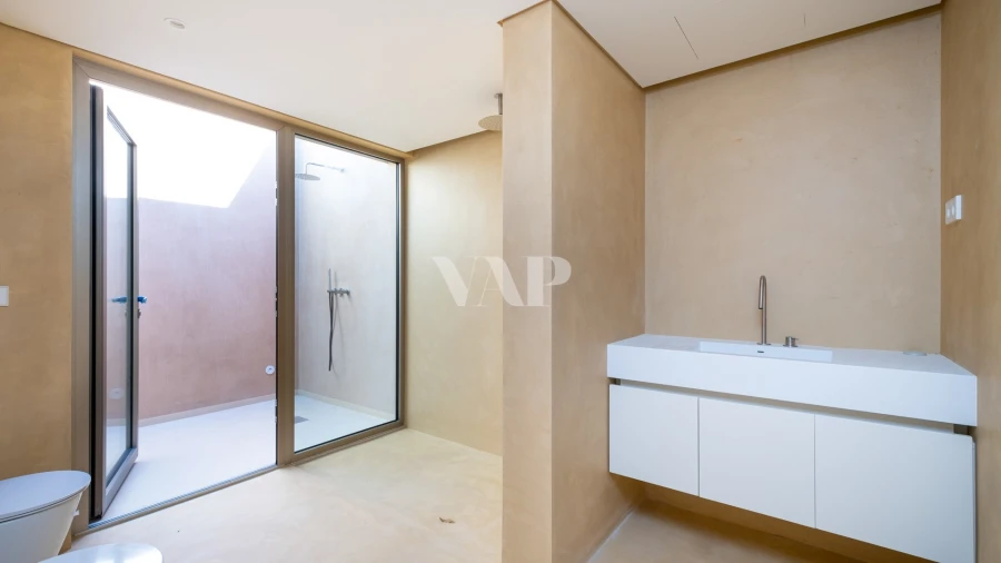 Moradia T4 para Venda em Quarteira Foto 21