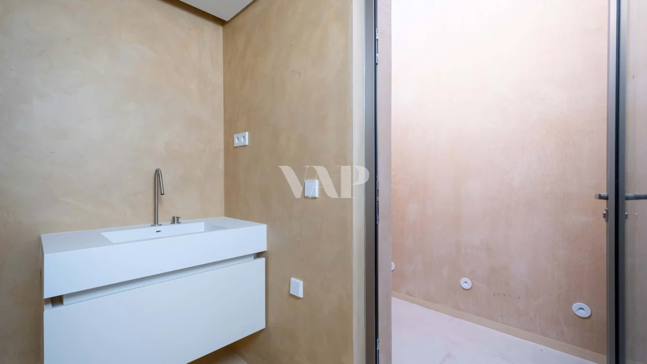 Moradia T4 para Venda em Quarteira Foto 26