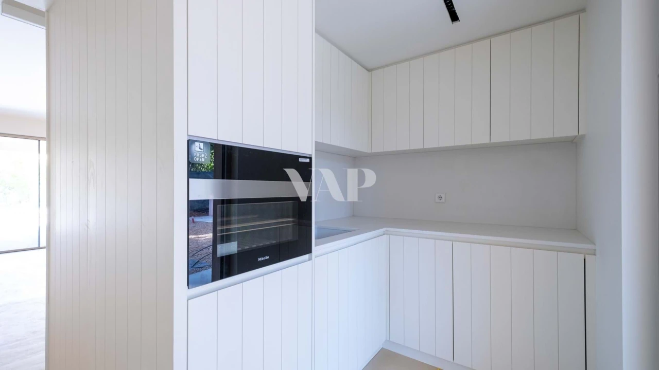 Moradia T4 para Venda em Quarteira Foto 10