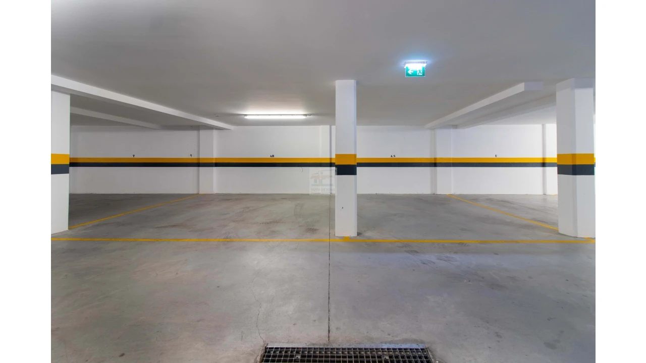 Apartamento T3 para Venda em Albufeira e Olhos de Água Foto 32