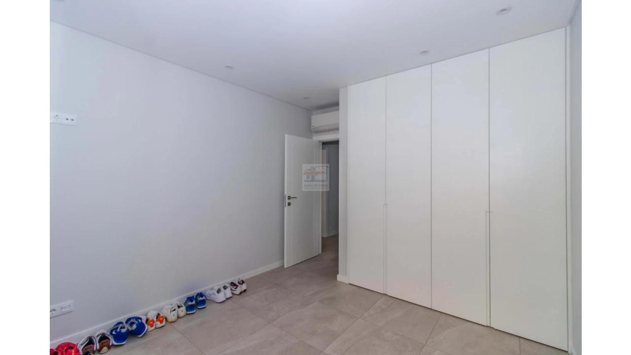 Apartamento T3 para Venda em Albufeira e Olhos de Água Foto 13