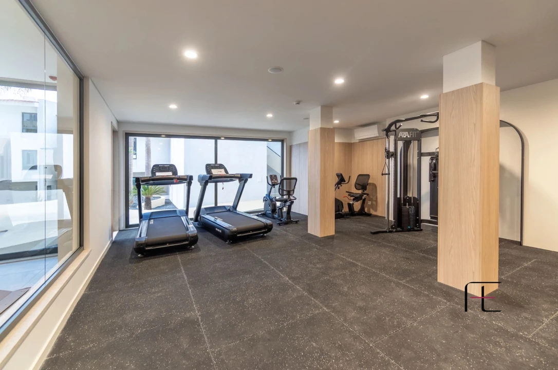 Apartamento T2 para Venda em Quarteira Foto 22