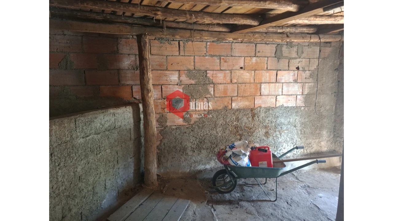 Moradia T3 para Venda em Sabugal e Aldeia de Santo António Foto 7